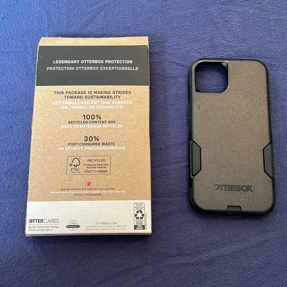 iPhone 13 Otterbox Commuter